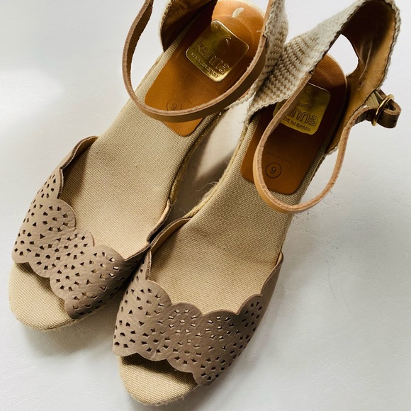 Kanna wedge espadrilles with laser detail - Picture 2 of 9